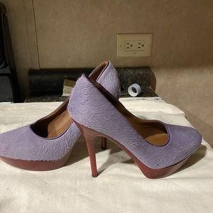 Donald Pliner calf hair heels.💜❤️